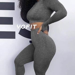 Long sleeve crop & leggings